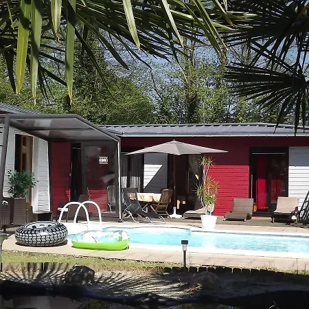 Alpstuga Quaint Chalet With Private Pool In Lesneven